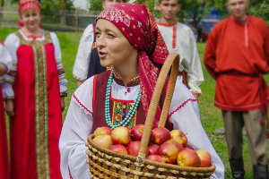 «Яблочный Спас» в «Тарханах»