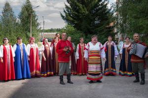 Концерт под окнами больницы