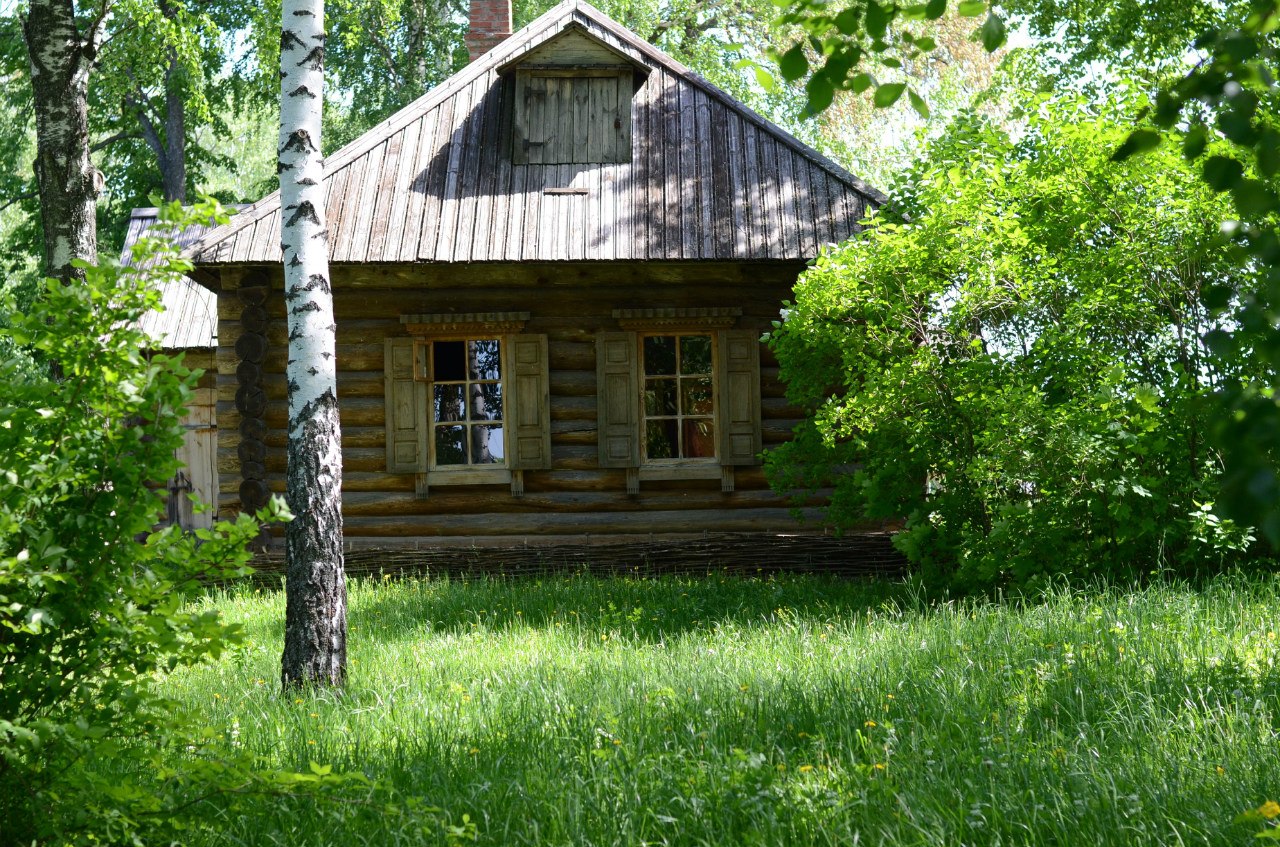 Музей-заповедник "Тарханы"