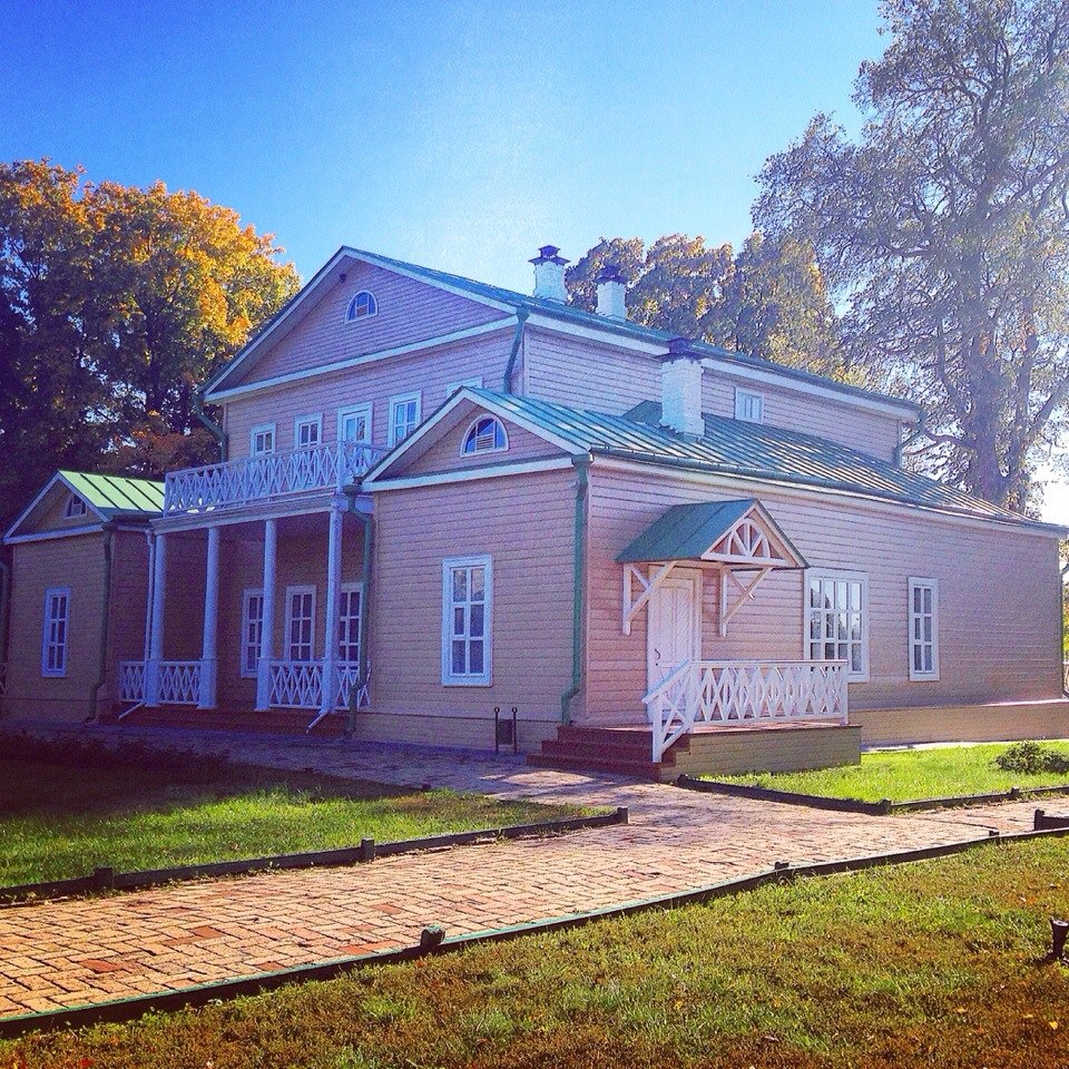 Барский дом