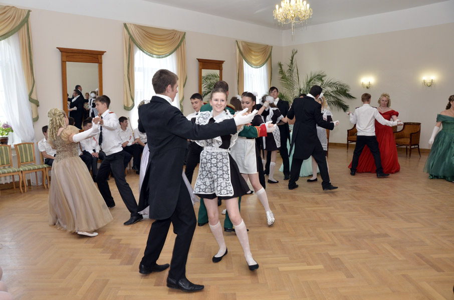 Бал 19 века.  23 мая 2013 г.