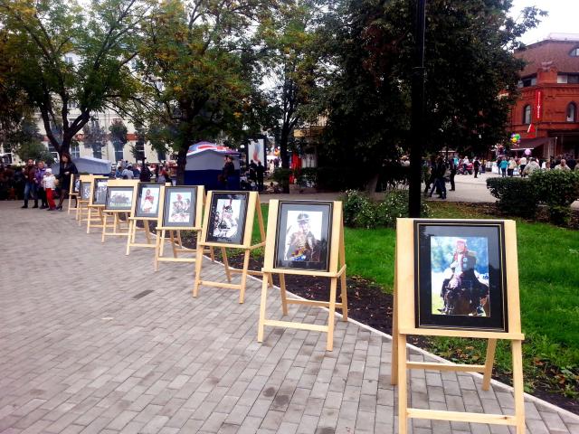 Сквер Д. Давыдова. Бородино. Стихи М.Ю. Лермонтова. Парад оркестров