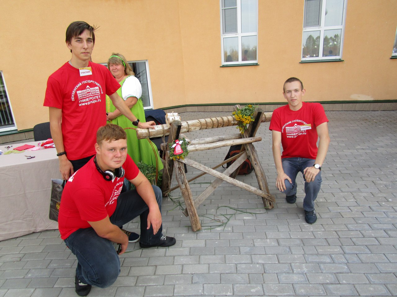 Снимки гостей праздника, из социальных сетей