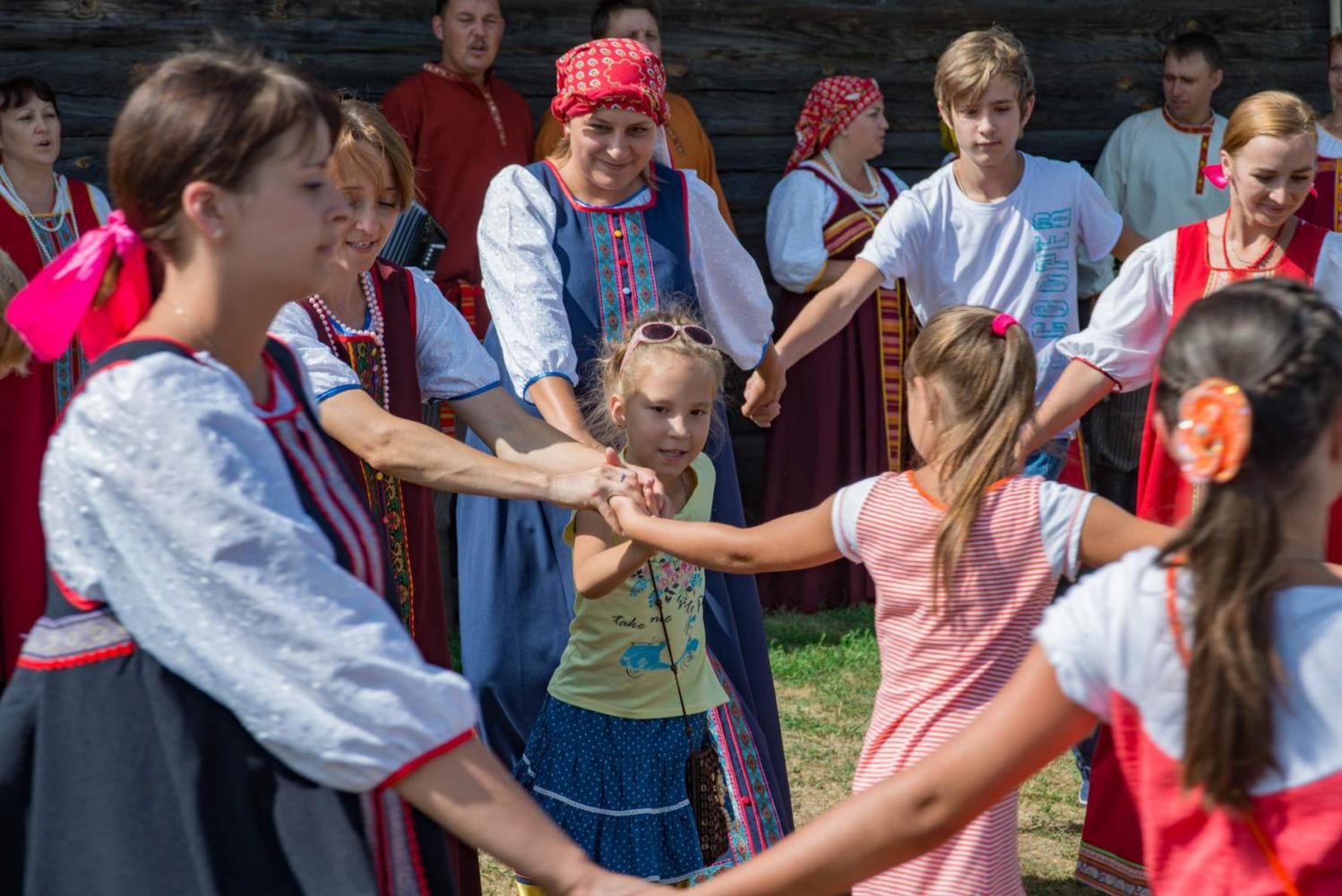 Яблочный Спас в «Тарханах» 19.08.2017 года. Фотограф В. Курносов