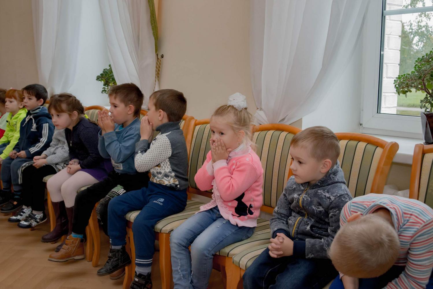 Воспитанники лермонтовского детского сада на занятии в «Тарханах». Фото В. Курносов