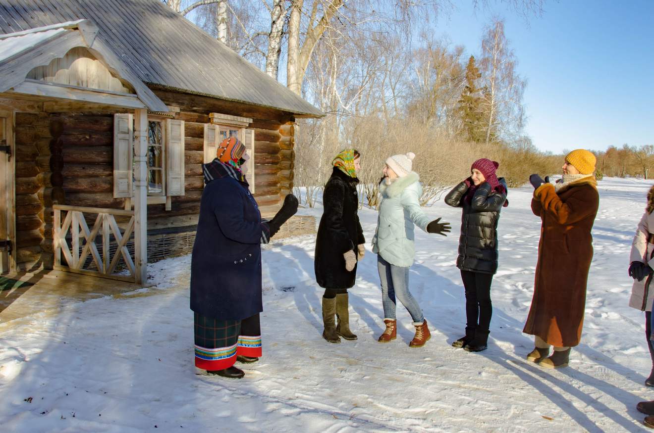 «... в крещенский вечерок девушки гадали»
