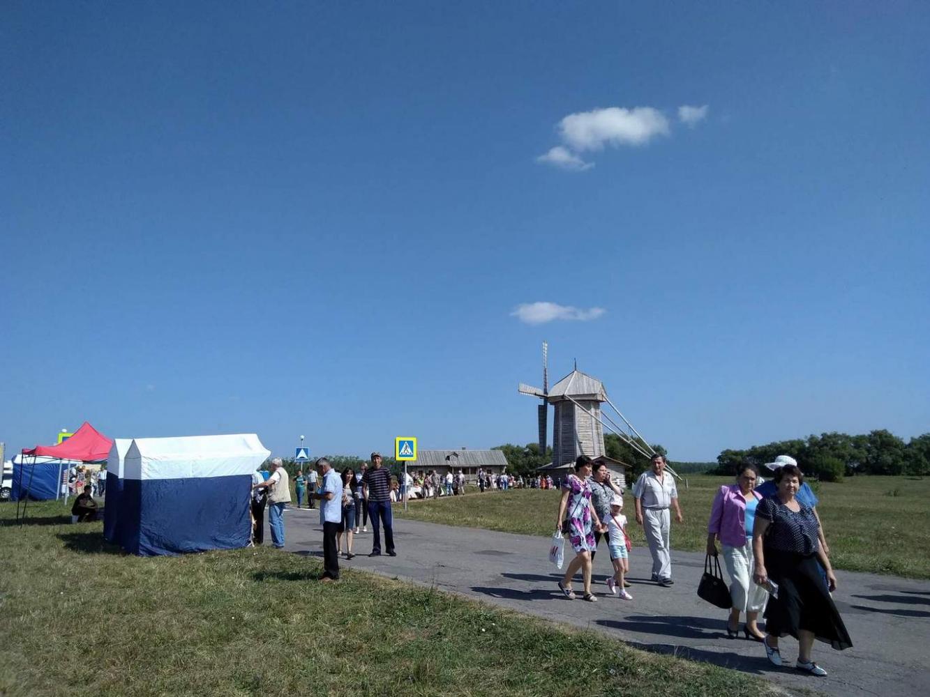 Ярмарка 19 августа 2018 г. в «Тарханах»