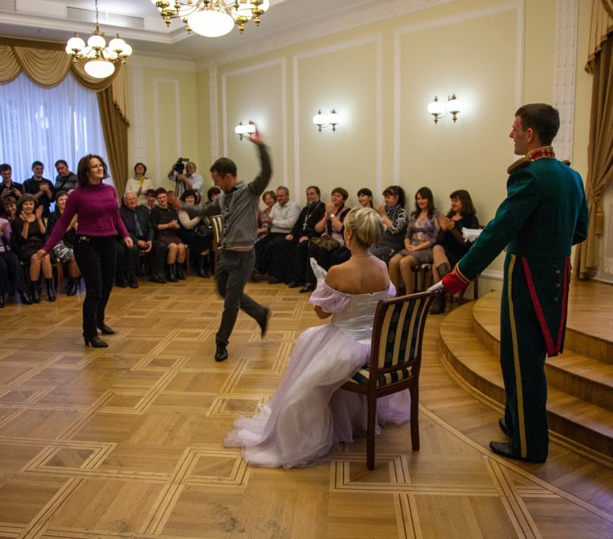 Бал 19 века