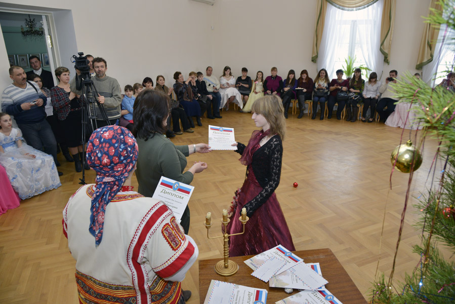 Награждение победителей грамотами и денежными призами. 7 января 2014 года 