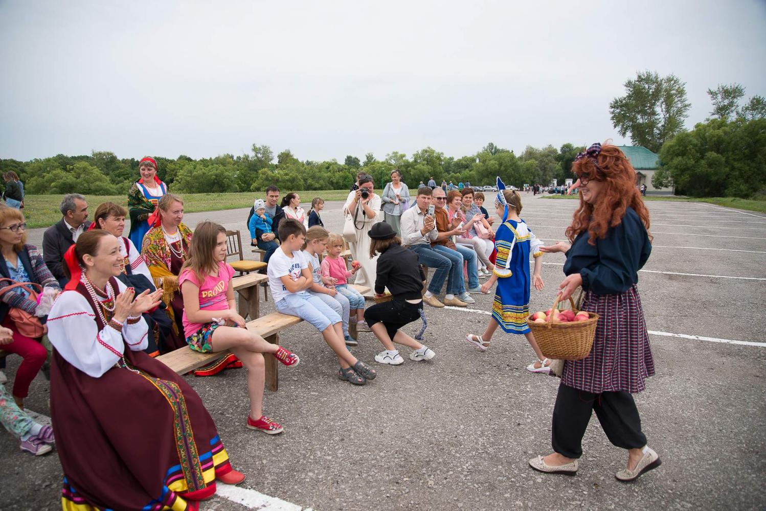 Красочная ярмарка по аналогам XIX века в «Тарханах» 17 августа 2019 года. Фото: А. Семенов