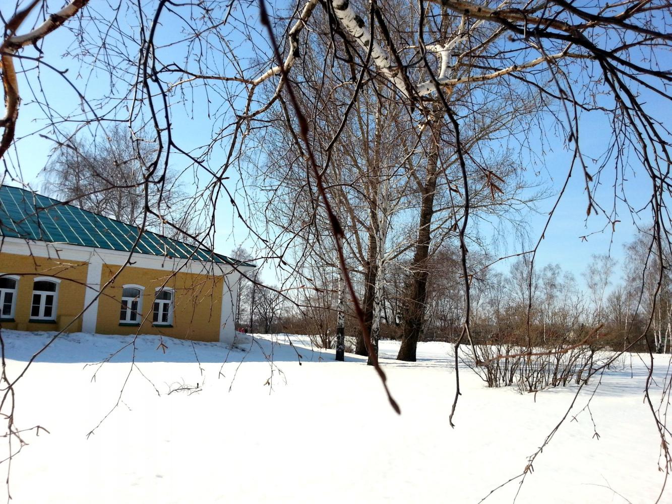 Административное здание. Первый комплекс. 24 марта 2014 года